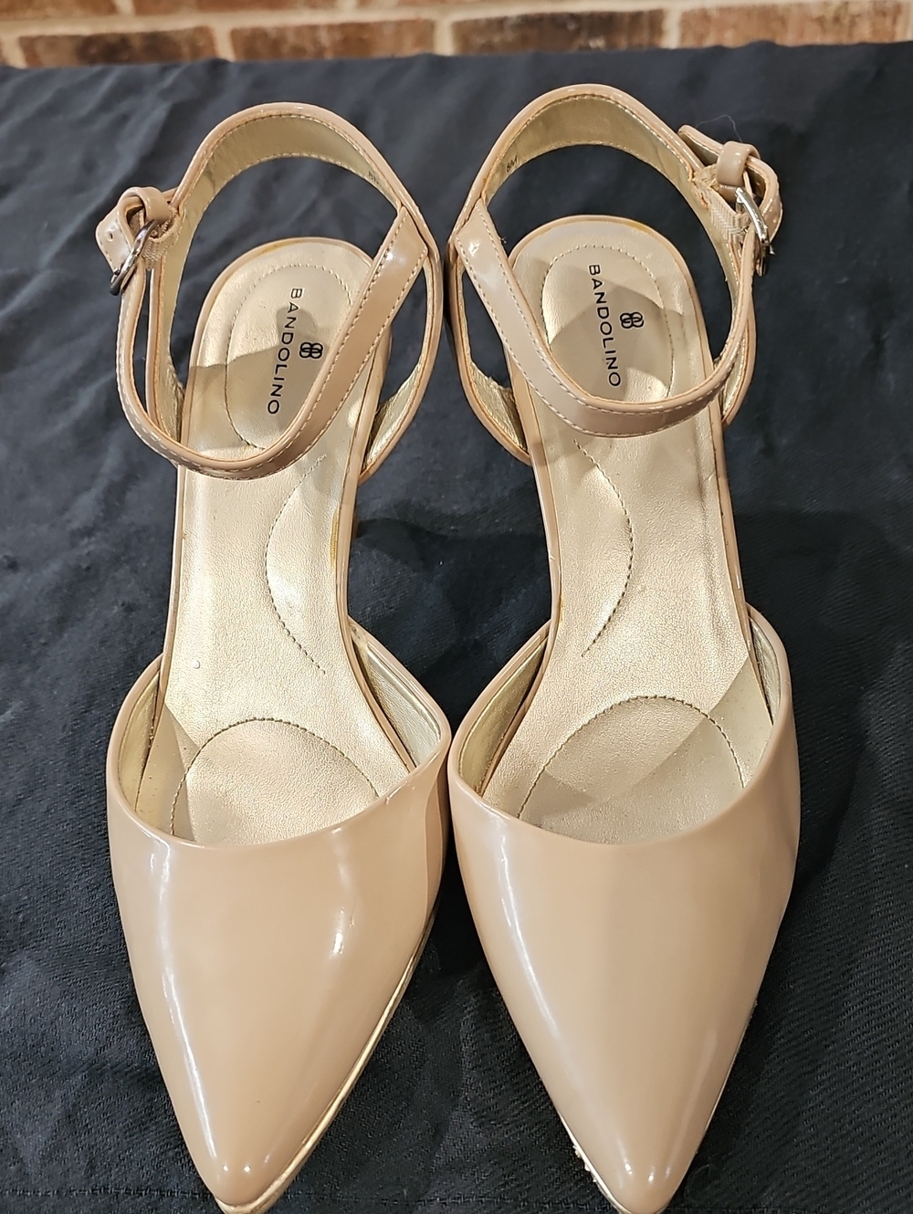 Bandolino Beige Pointed Toe Ankle Strap Heels Size 8M